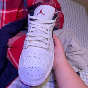 The shoes are size 10.5